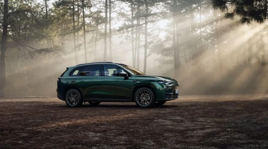 Leapmotor C10 z napędem na cztery koła dostępny w przedsprzedaży w Polsce